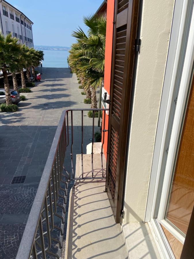 Appartamenti Mavino Sirmione Bagian luar foto