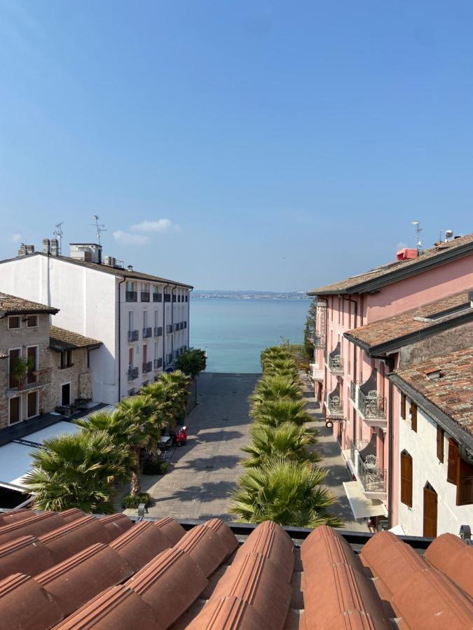 Appartamenti Mavino Sirmione Bagian luar foto