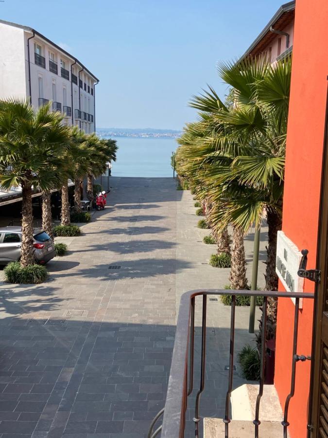 Appartamenti Mavino Sirmione Bagian luar foto